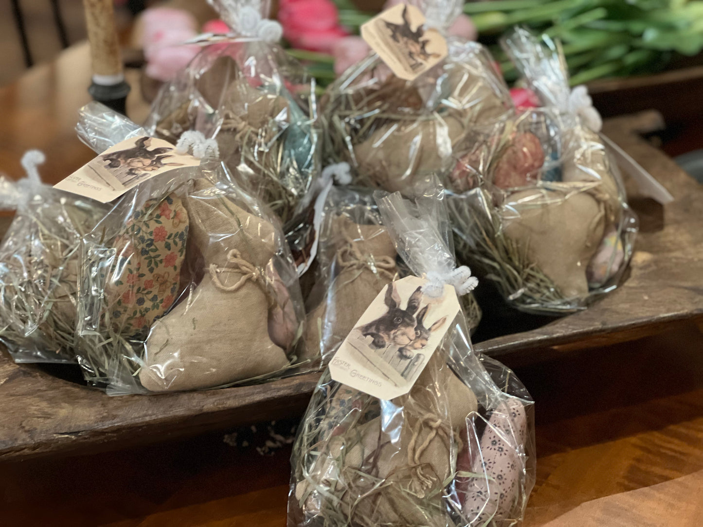 Bunny w/Eggs Spring Bowl Fillers