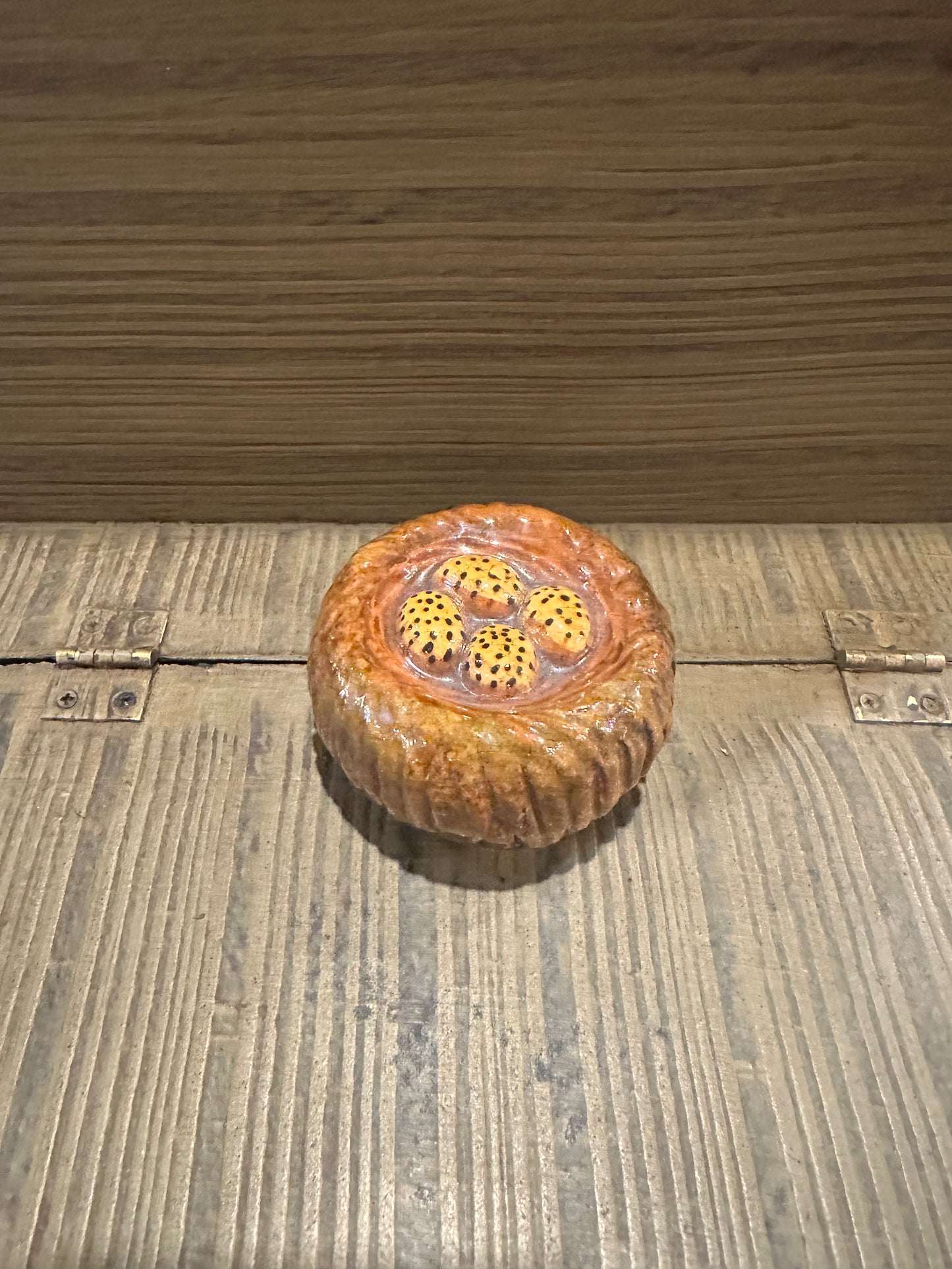 Shooner Nest 2 Figurine