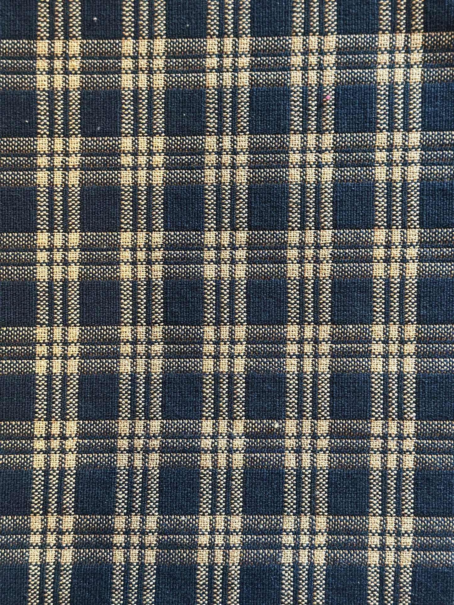 2199 Carson Black/Mustard Grade B