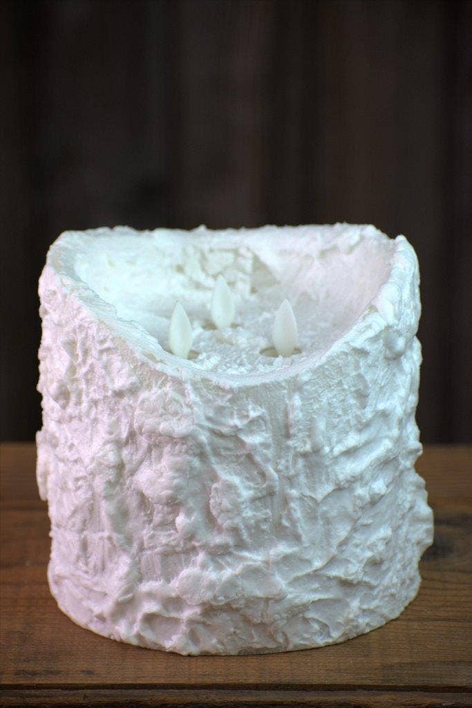 Bumpy White 3 Wick Moving Flame Candle
