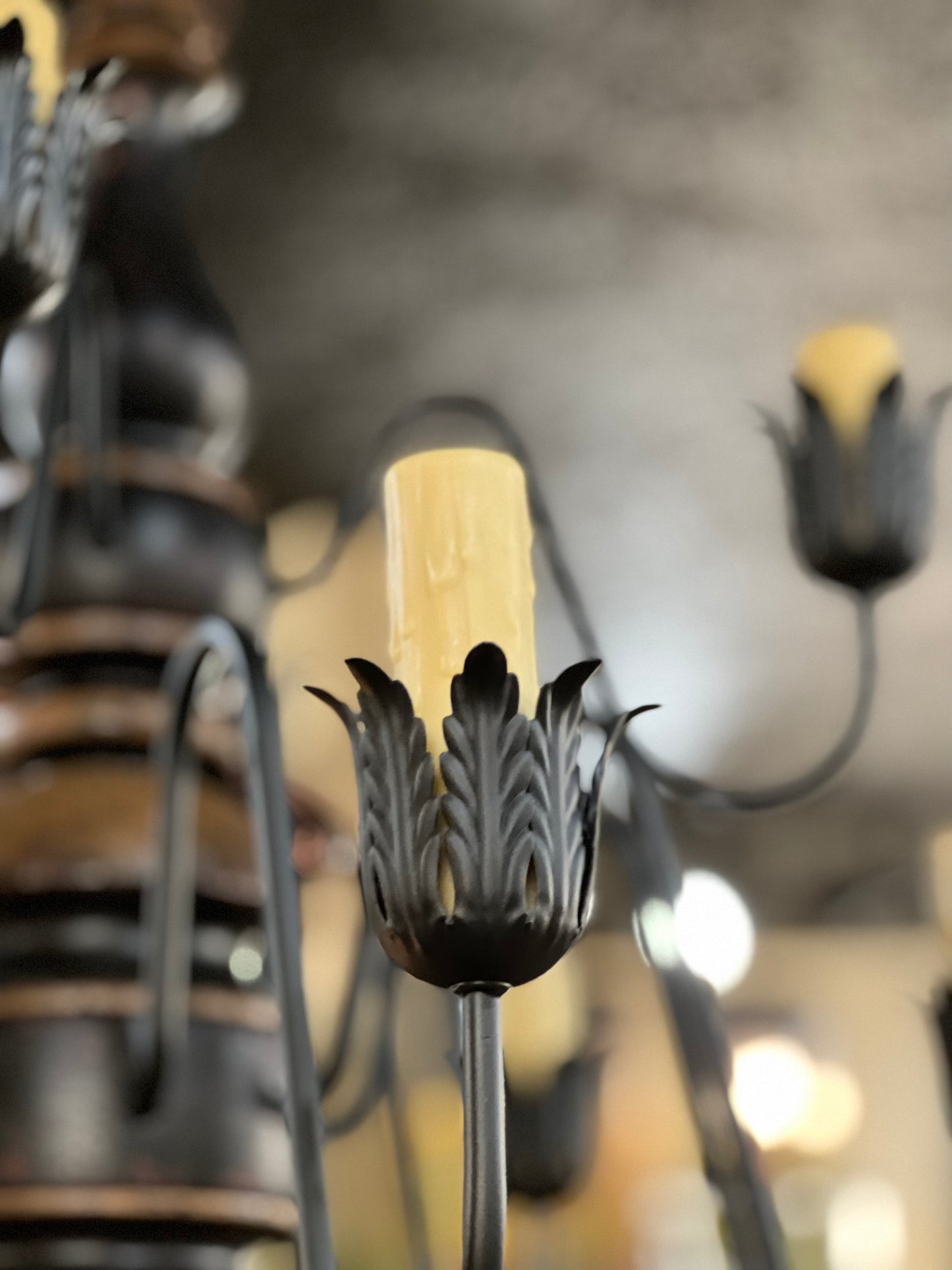 Katie’s 12arm Charleston Chandelier Tulip Arm