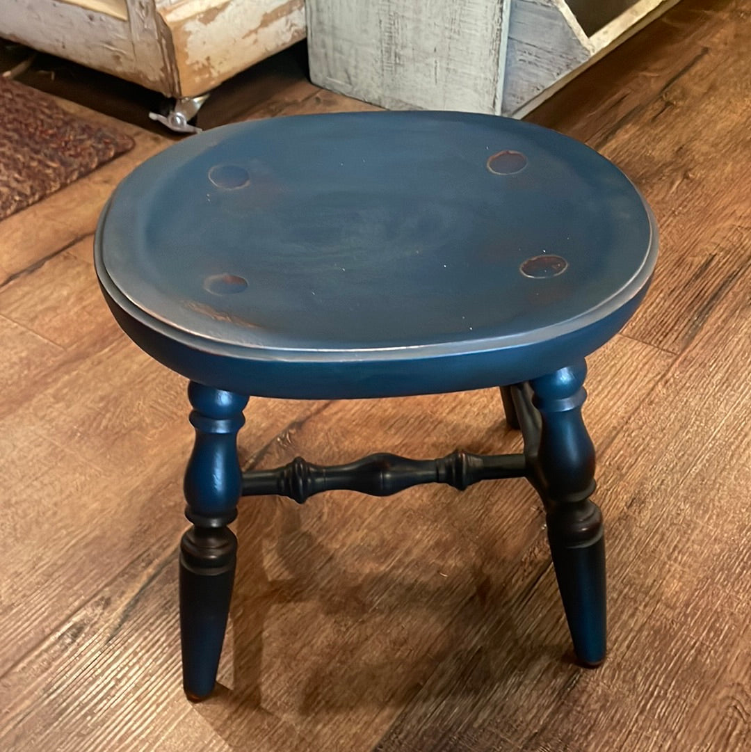 Cricket Stool