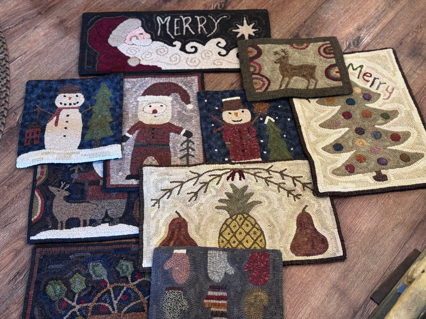 Rhonda’s Winter Hooked Rugs