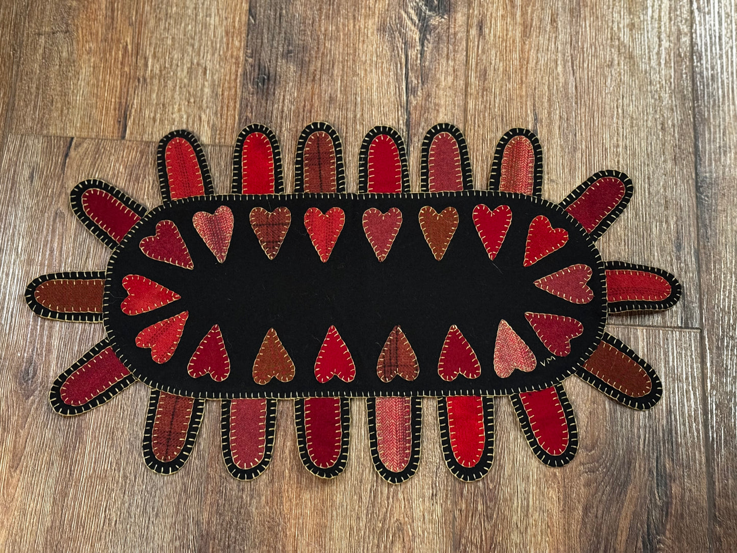 Handmade Wool Penny & Appliqué Runners