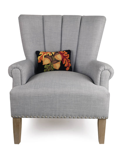 Acorn w/Leaves Hook Pillow Fall
