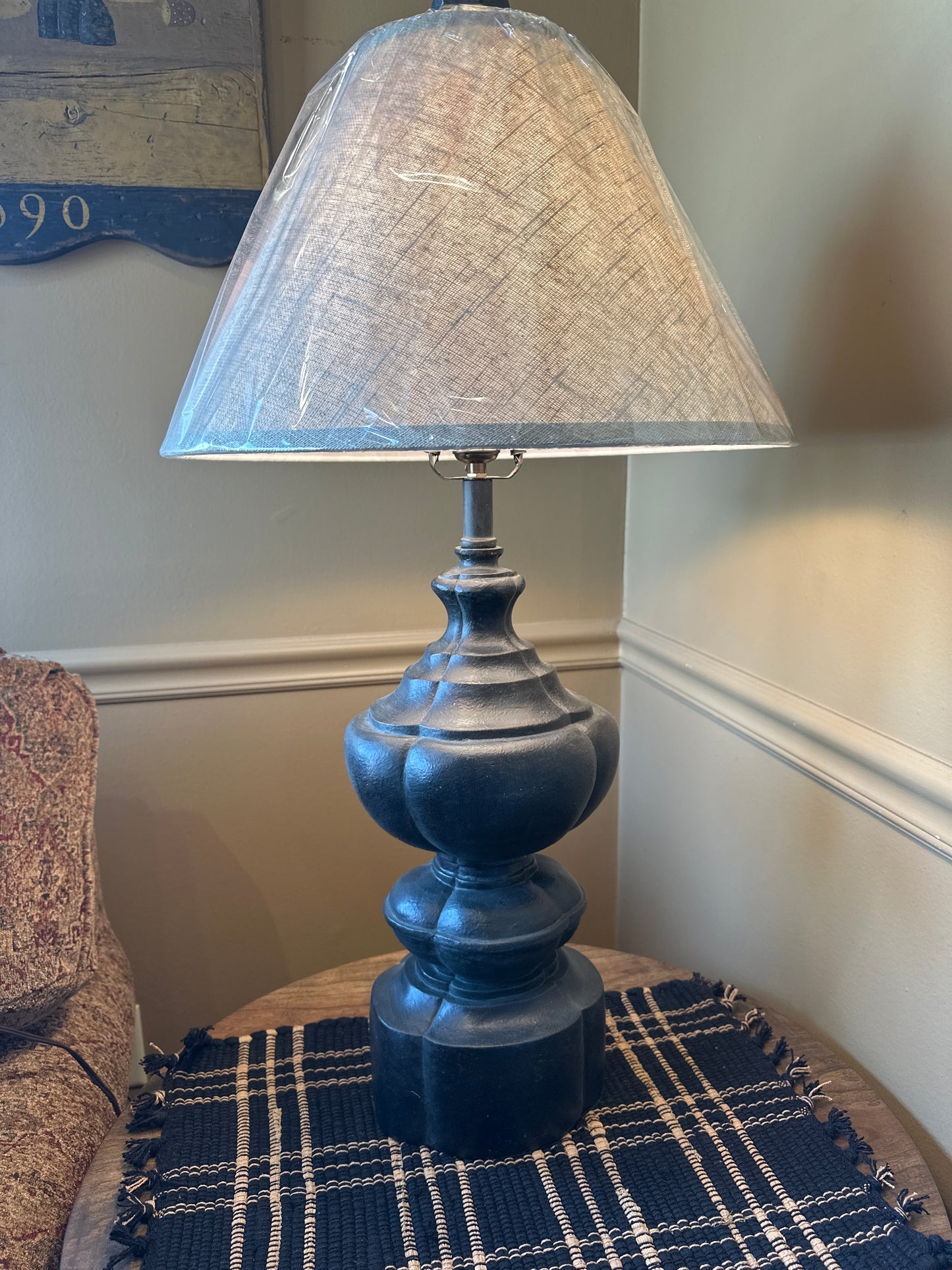 Decorative Black Lamp