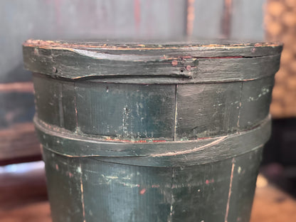Beautiful Green Shaker Bucket w/Lid