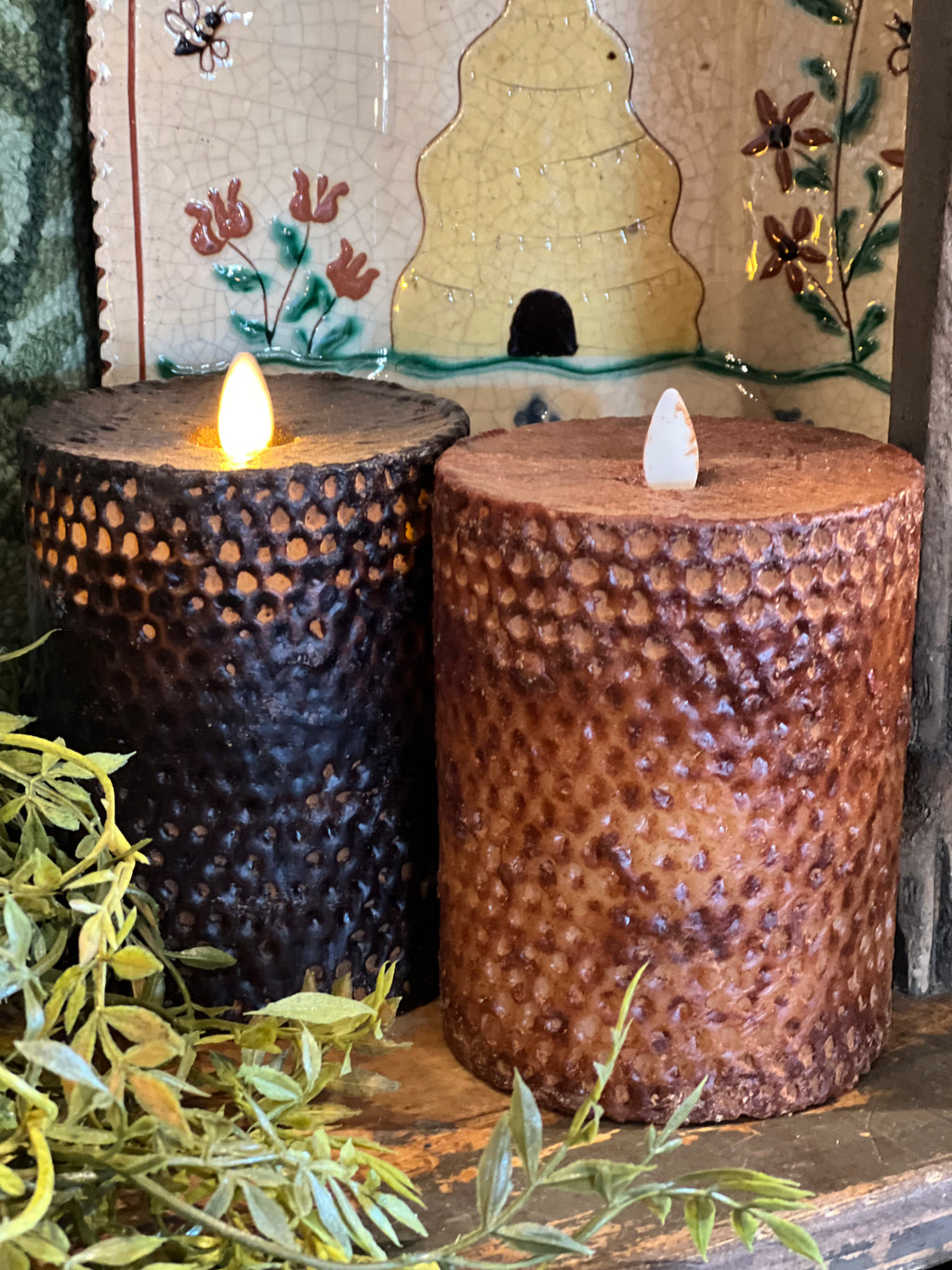 Honeycomb Moving Flame Candles