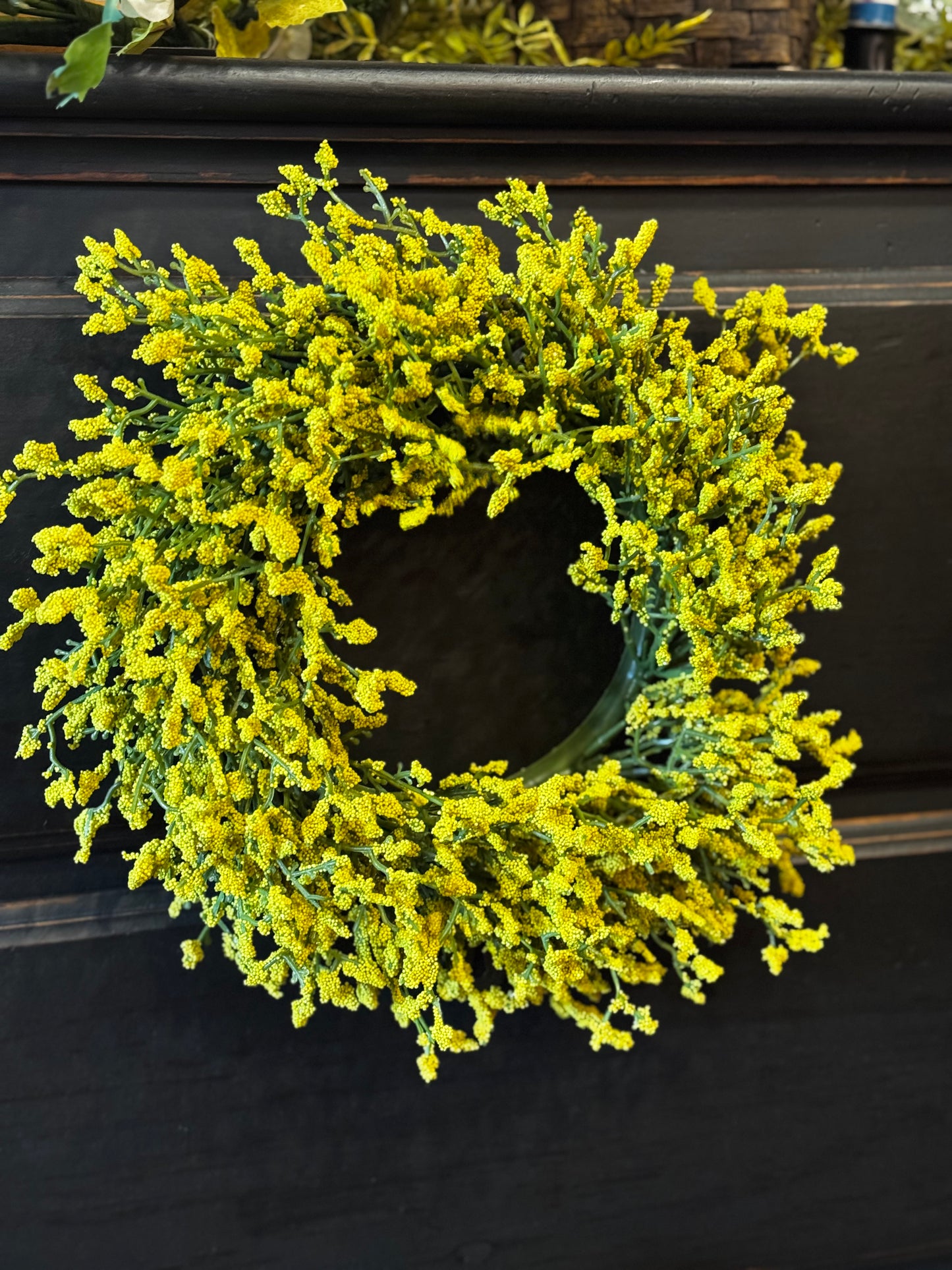 Beautiful Yellow Berry Candle Ring