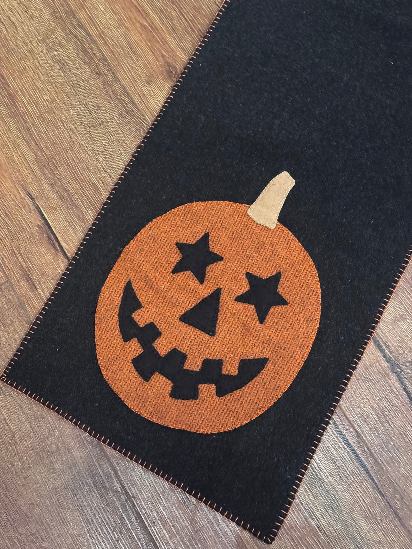 Wool Appliqué Fall Runners