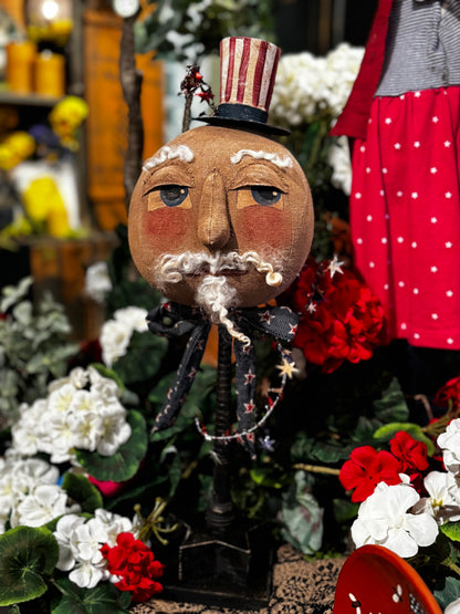 Vicki’s Colonial Dolls