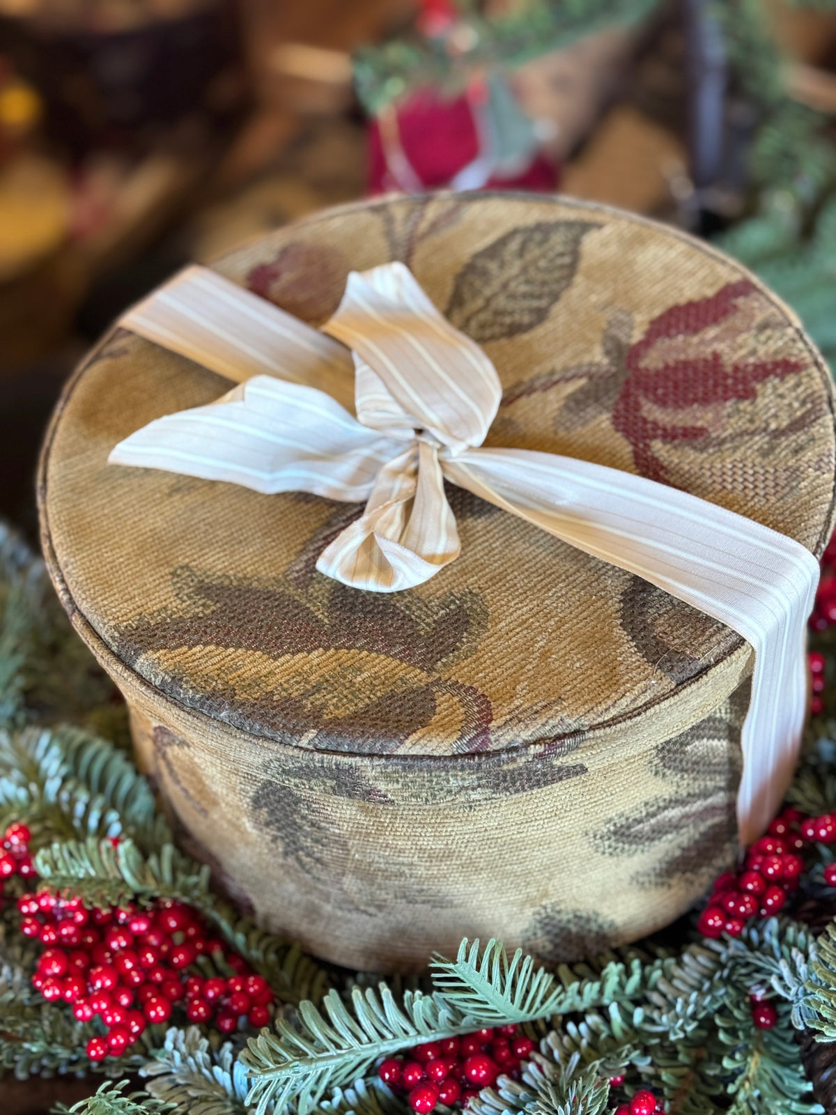 Upholstered Fabric Boxes￼