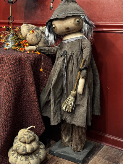 2 Chics Standing Witch