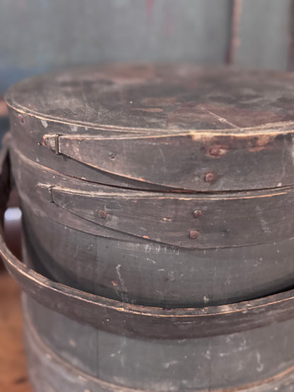 Antique Medium Gray Firkin