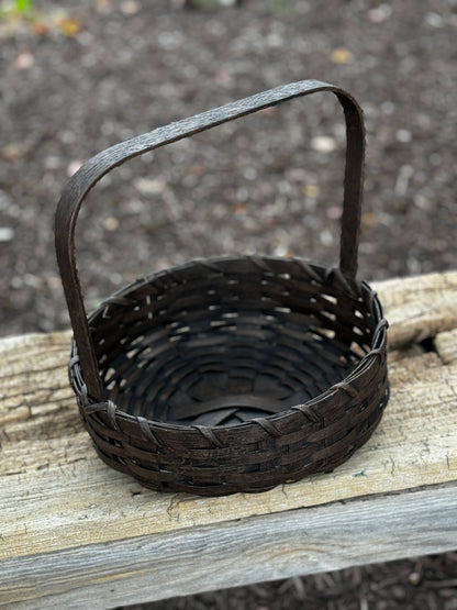 Primitive Pie Baskets