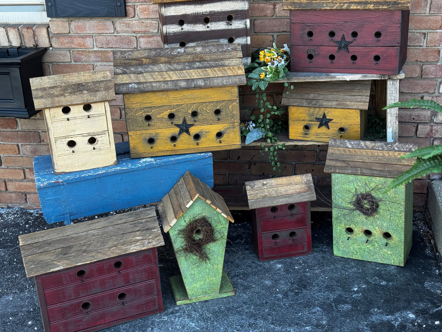 Primitive Birdhouses