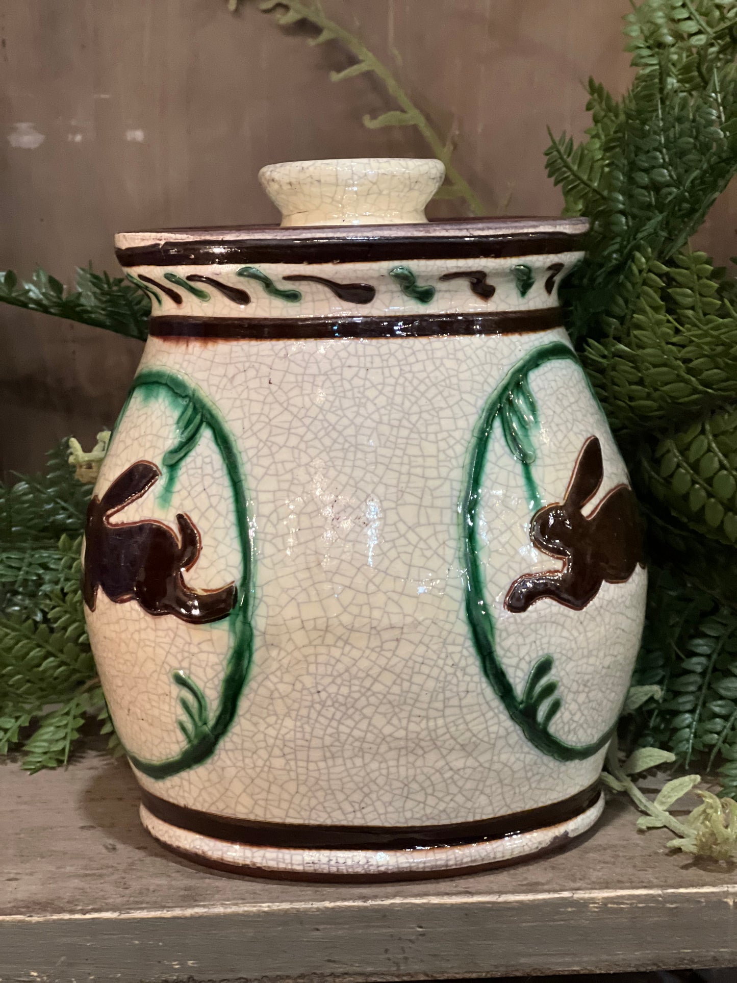 Bunny Pot w/Lid David T Smith Spring