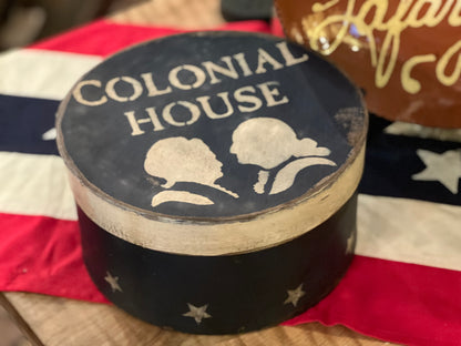 Colonial House Paper-mâché Box