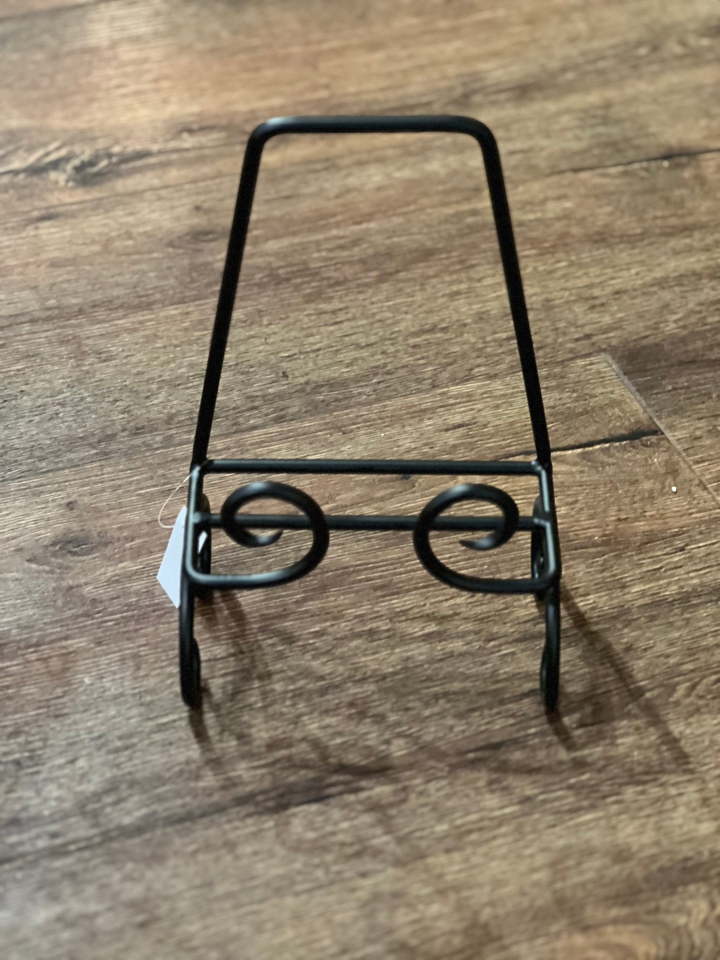 Wrought Iron Plate Holder