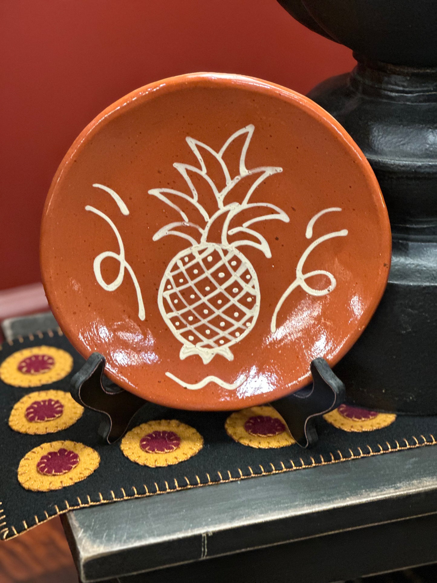 Red Oaks 8” Slip Trailed Plates