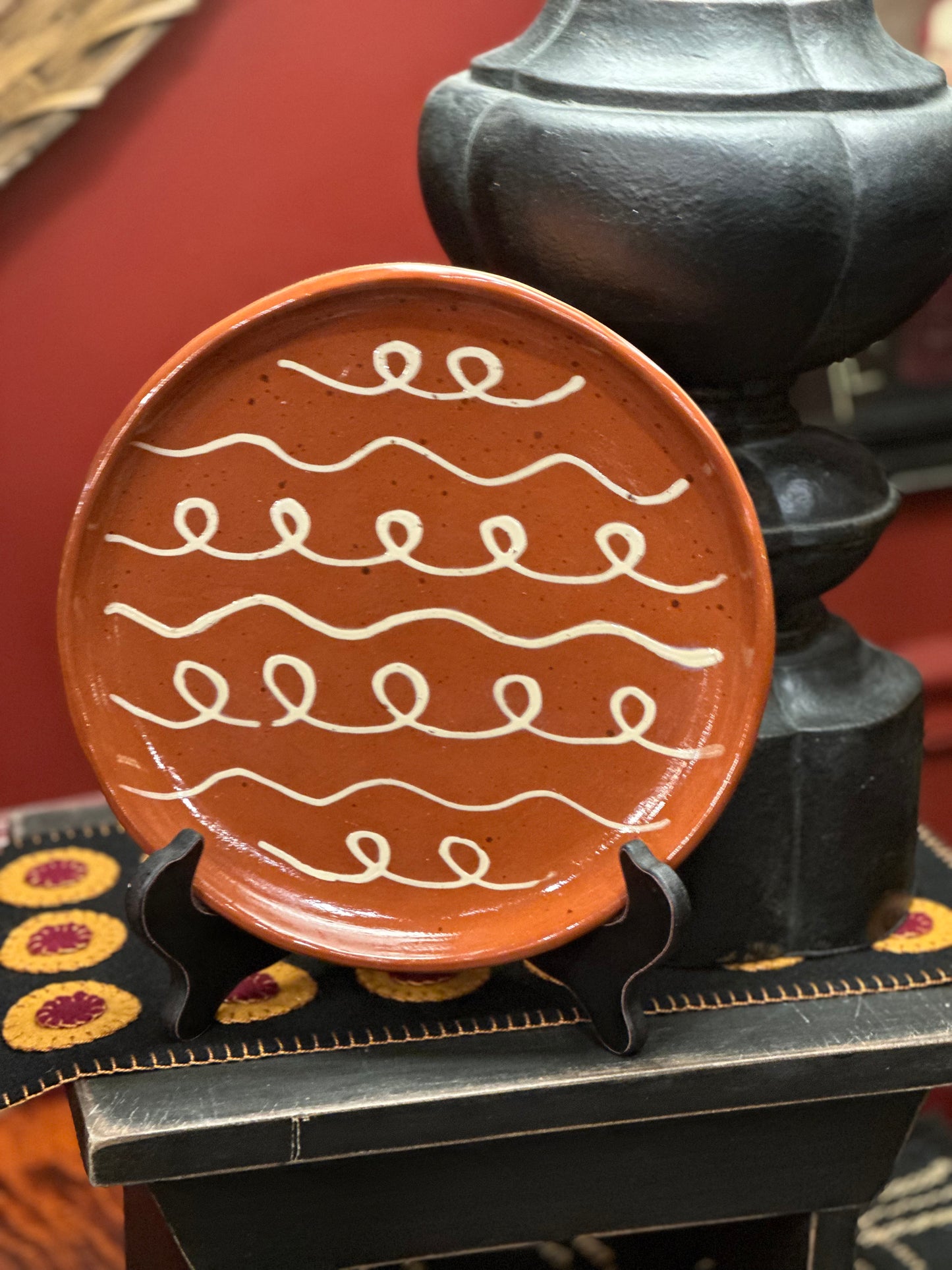 Red Oaks 10” Slip Trailed Plate