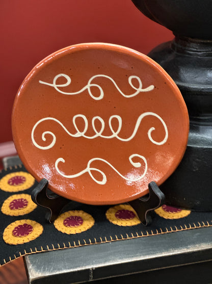 Red Oaks 8” Slip Trailed Plates