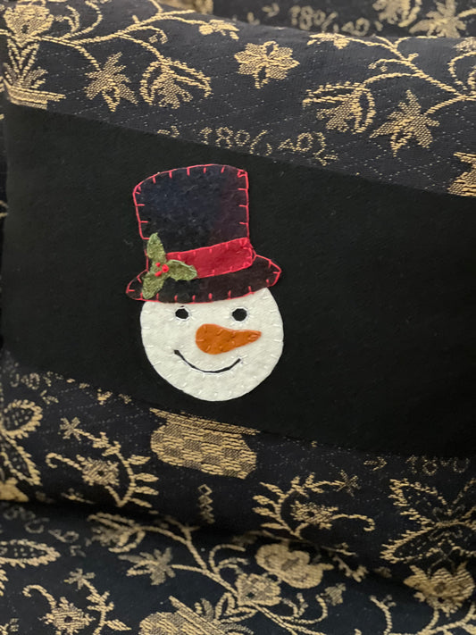 Connie’s Pillow Shawls