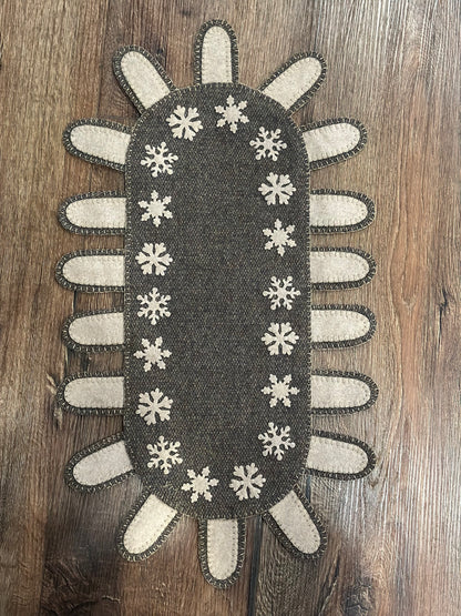 Handmade Wool Penny & Appliqué Runners