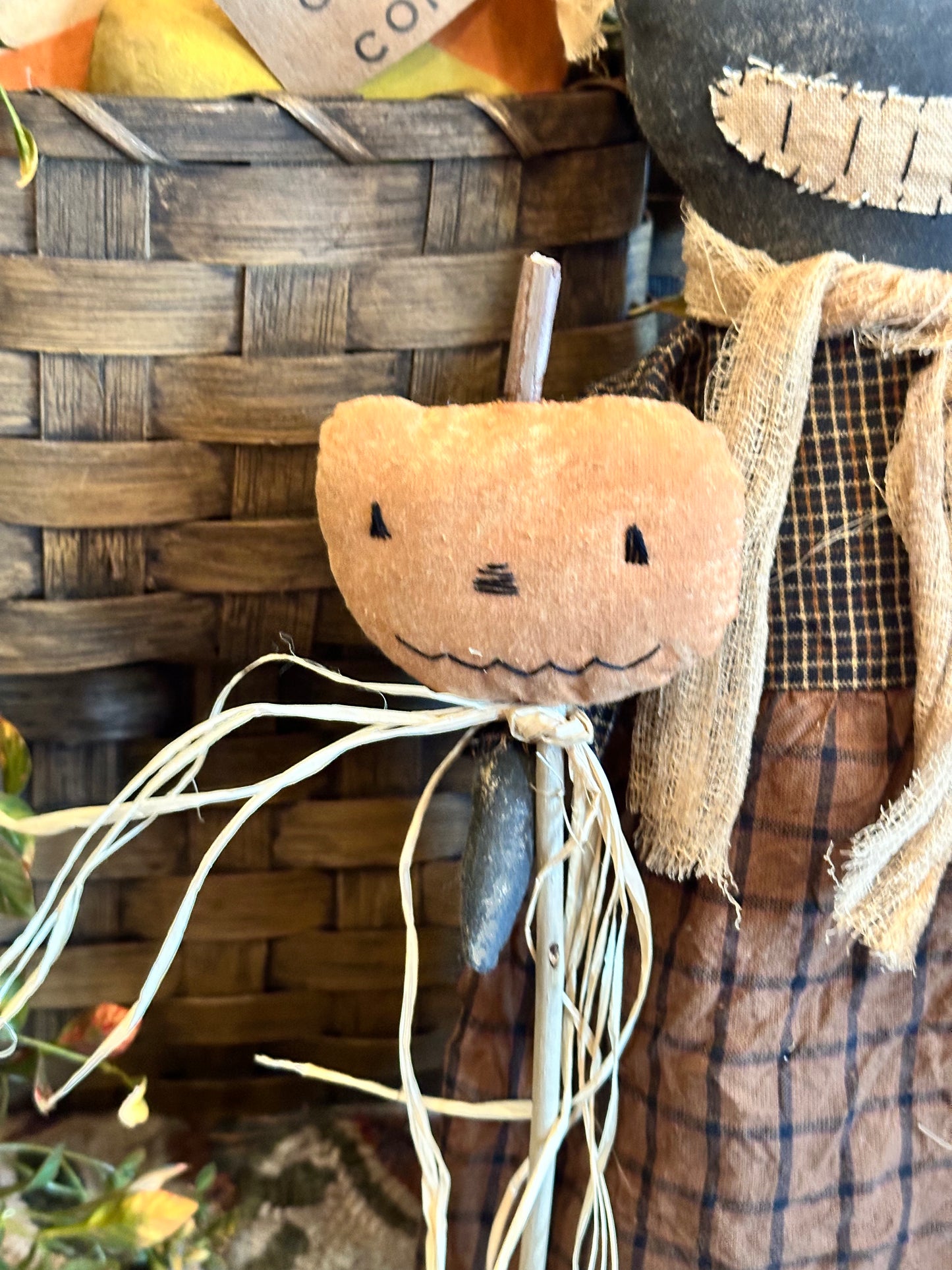 Maxine Stump Cat FALL