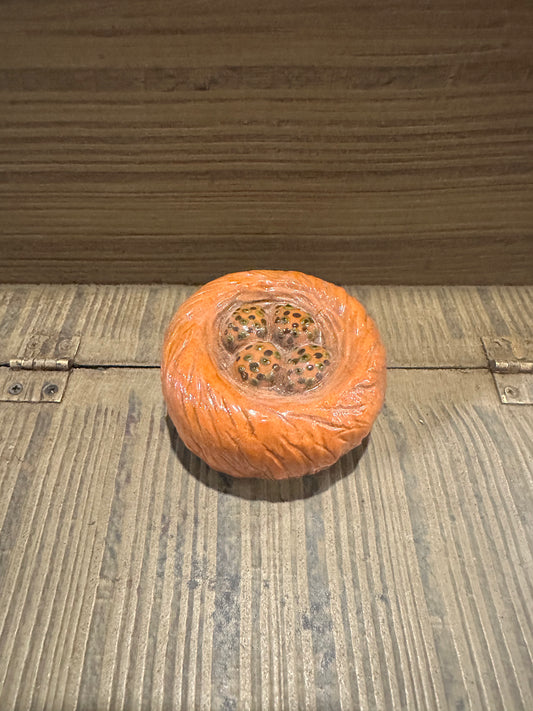 Shooner Nest 1 Figurine