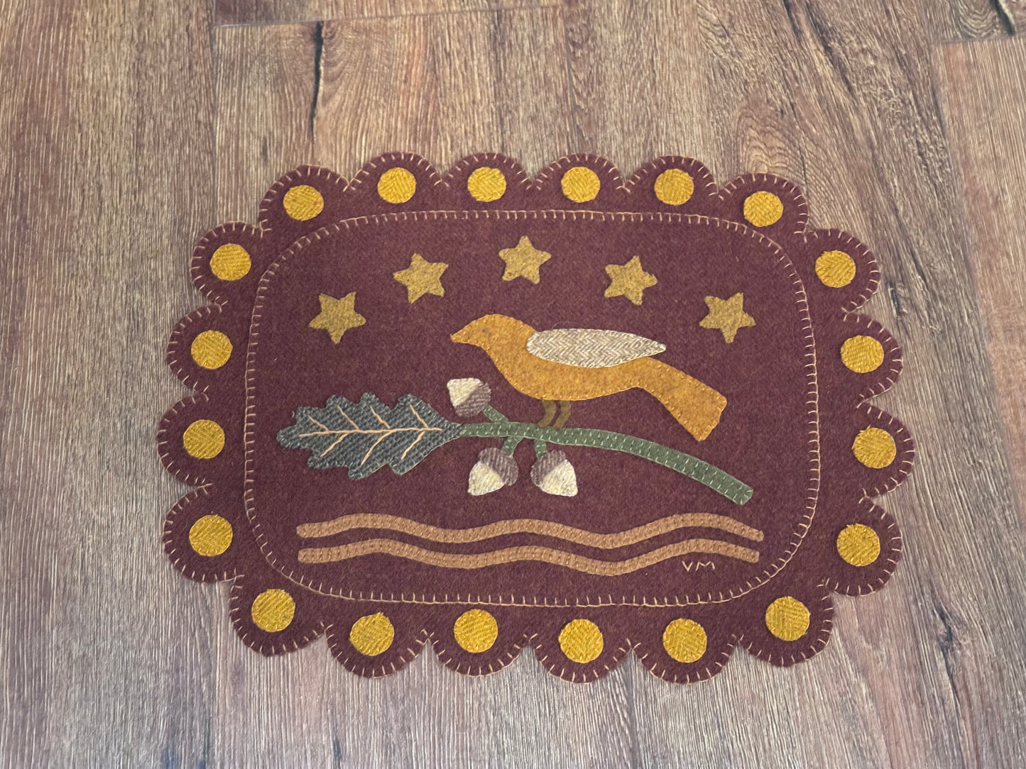 Wool Appliqué Fall Runners