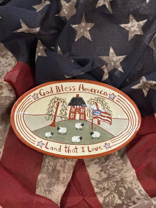 Red Oaks Americana Oval Sheep Plate summer