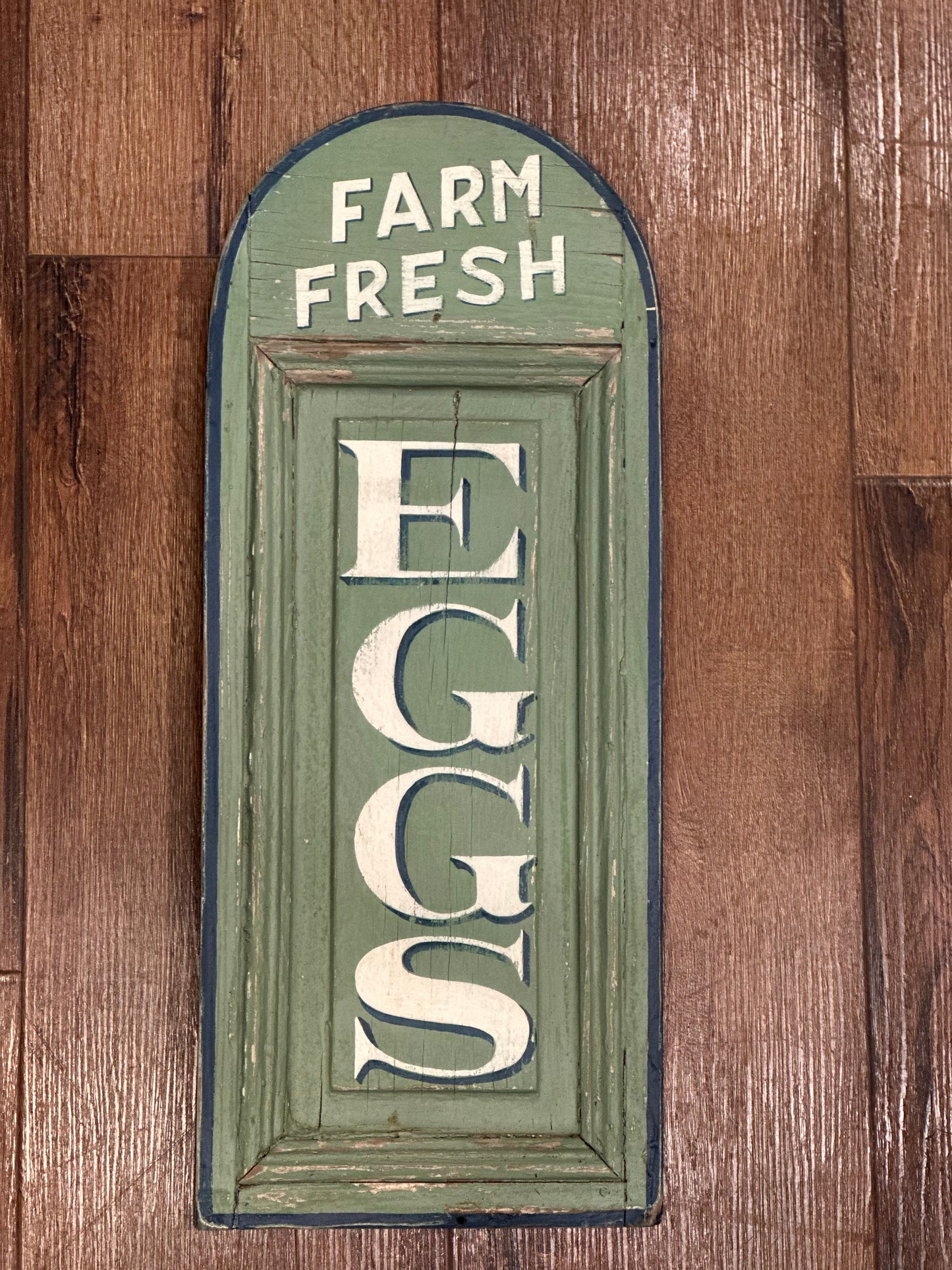 Farm Fresh Eggs Tavern Sign