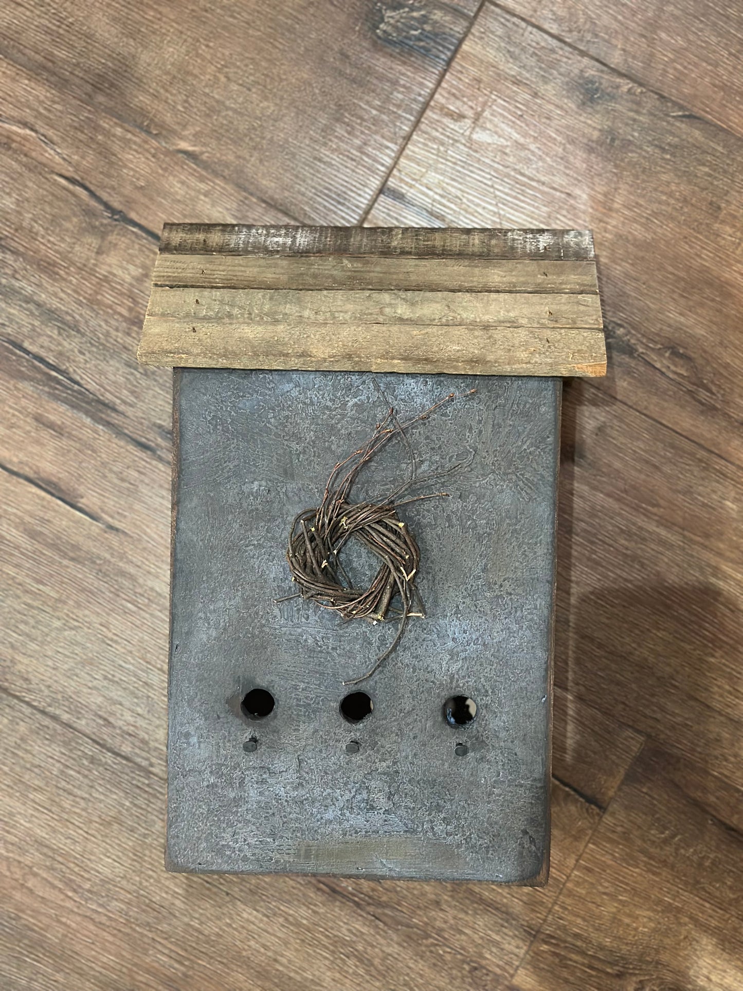 Primitive Birdhouses