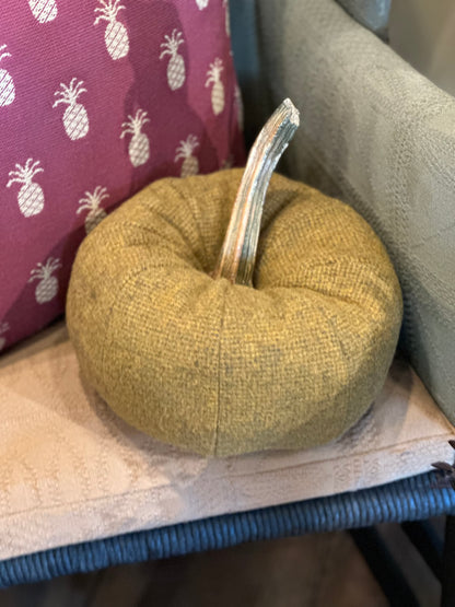 Colleen’s Wool Pumpkins