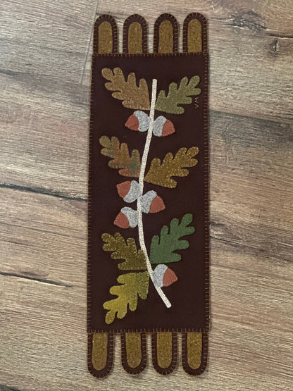 Wool Appliqué Fall Runners