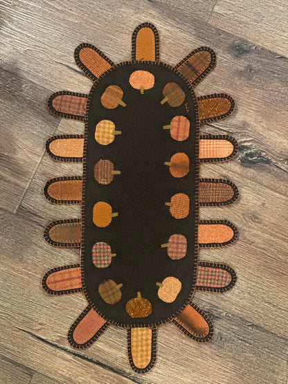 Wool Appliqué Fall Runners