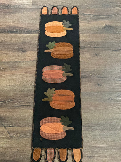 Wool Appliqué Fall Runners