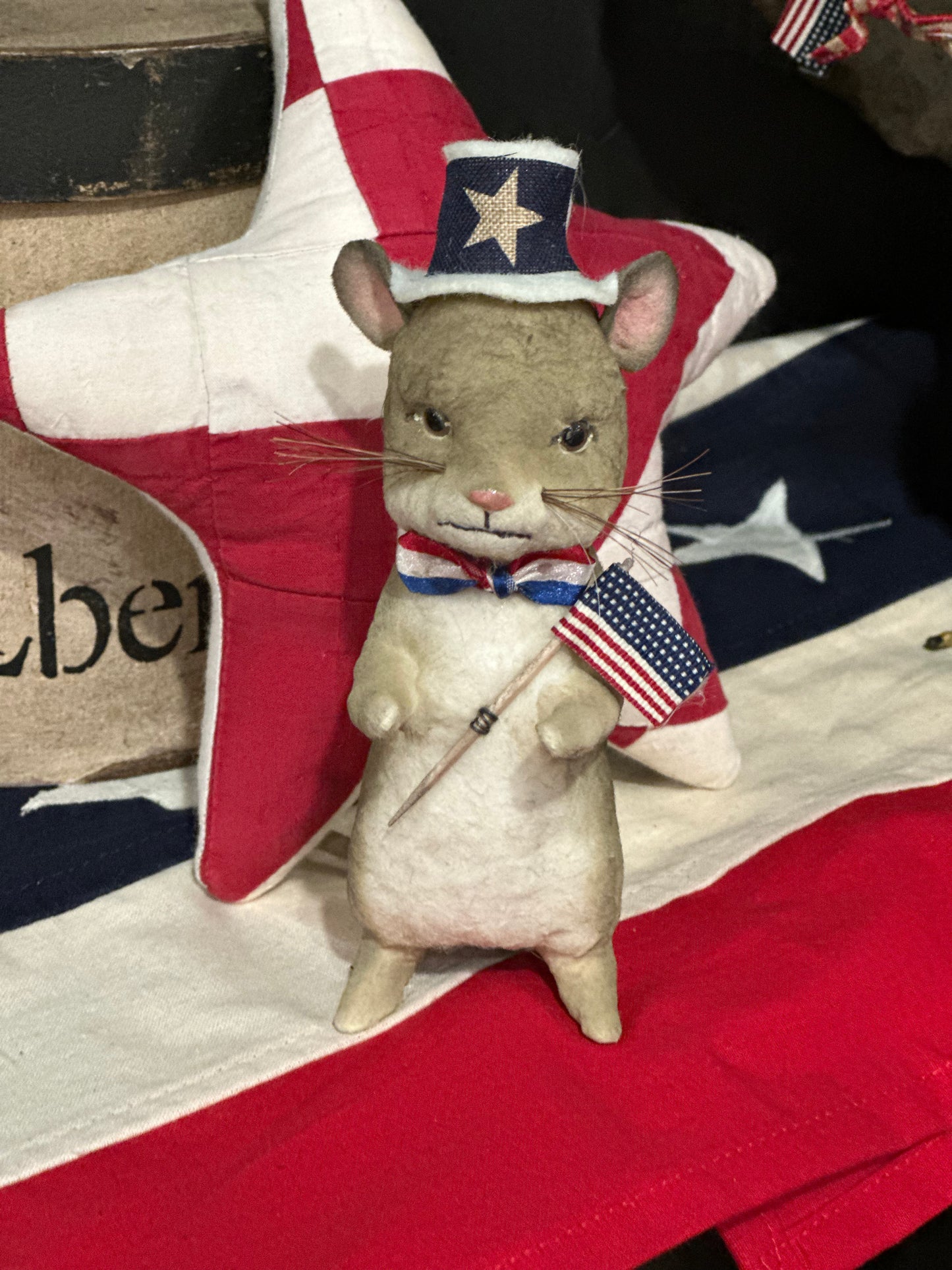 Craig Yenke Tan Americana Mouse