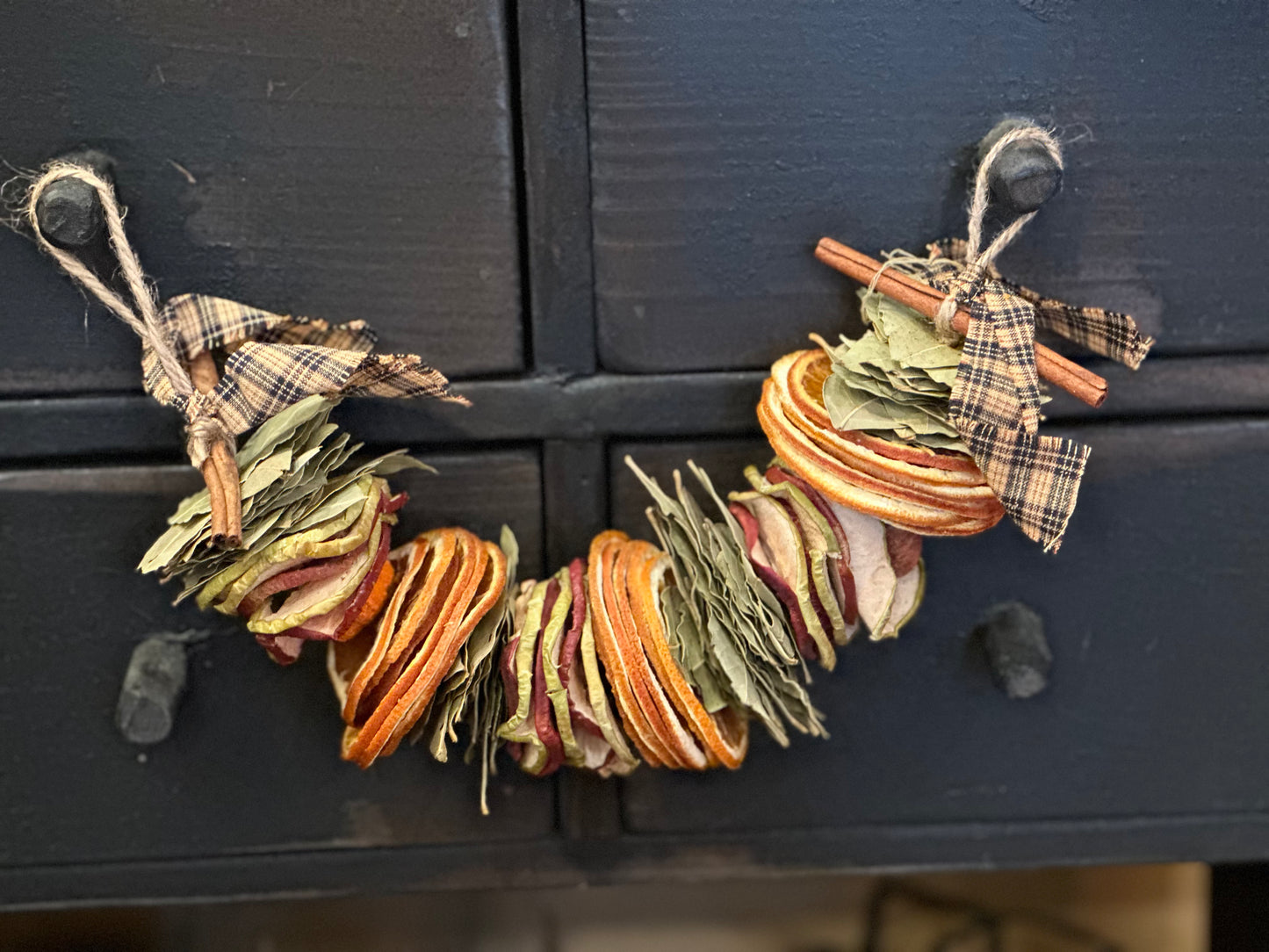 Dried Colonial Swag