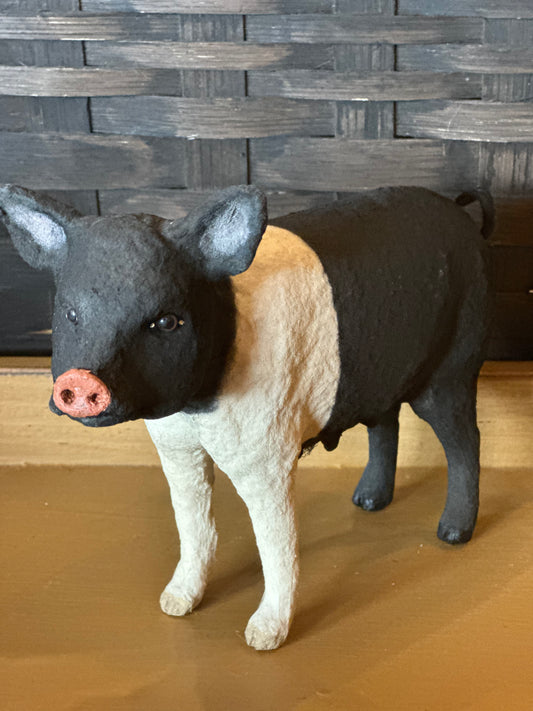 Craig Yenke Large Black/White Pig