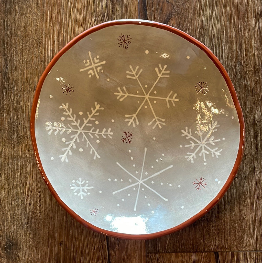 Red Oaks 12” Snowflake Bowl/Charger Winter