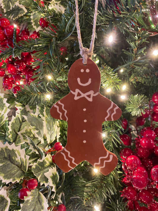 Red Oaks Gingerbread Ornaments Winter