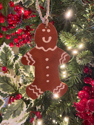 Red Oaks Gingerbread Ornaments Winter