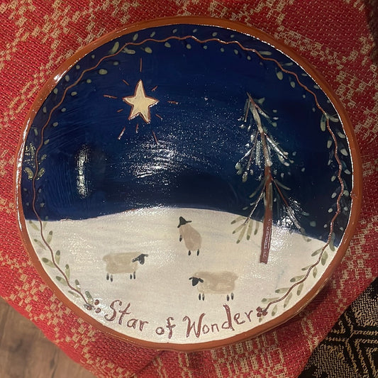 Red Oaks 8” Star of Wonder w/Sheep Winter Plate