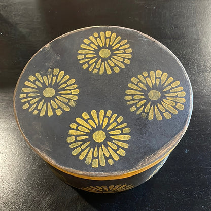 Paper-mâché 7.5” Round Box